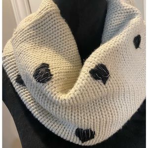 Jersey Johnson neck scarf wrap.